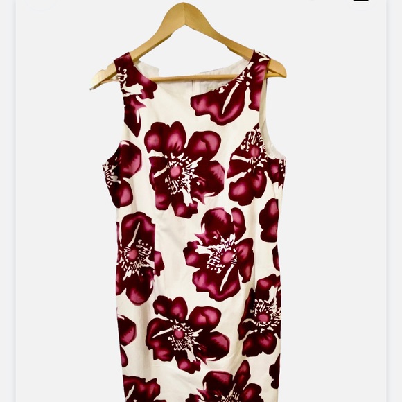 Floral sleeveless dress - Picture 1 of 5